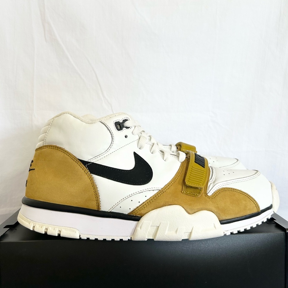 Nike Air Trainer White Wheat size 12 FQ8225-100 2023 PRE-OWNED